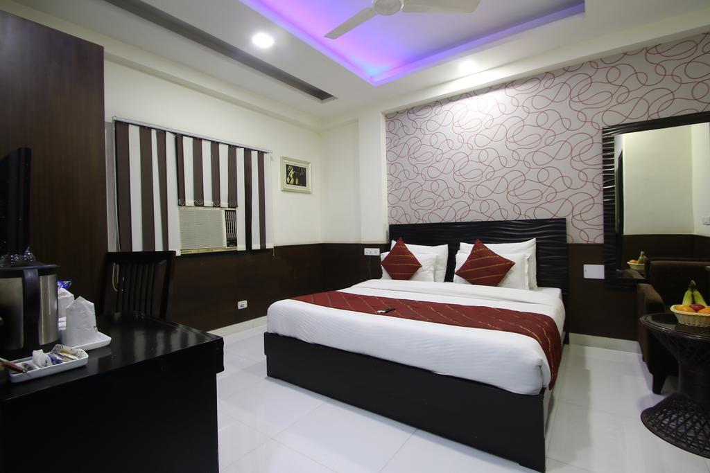 Hotel Hill Palace -Near Karol Bagh Metro Station Δελχί Εξωτερικό φωτογραφία