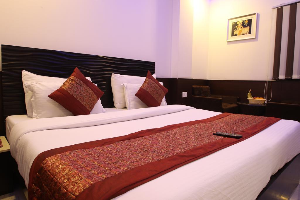 Hotel Hill Palace -Near Karol Bagh Metro Station Δελχί Εξωτερικό φωτογραφία