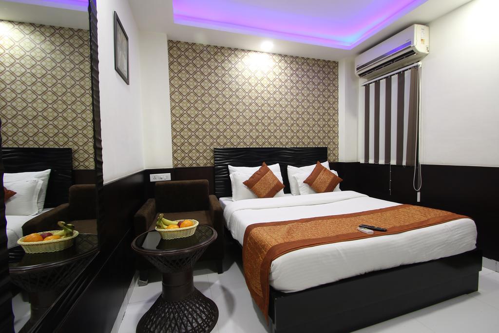 Hotel Hill Palace -Near Karol Bagh Metro Station Δελχί Εξωτερικό φωτογραφία