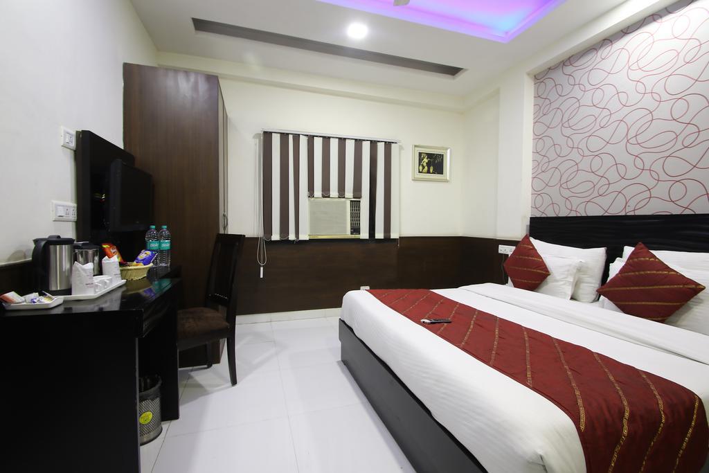 Hotel Hill Palace -Near Karol Bagh Metro Station Δελχί Εξωτερικό φωτογραφία