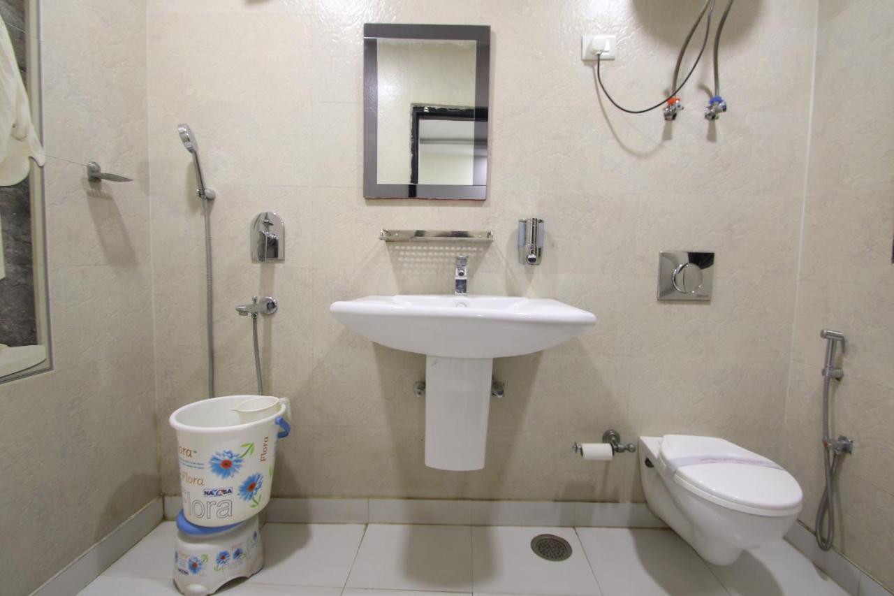 Hotel Hill Palace -Near Karol Bagh Metro Station Δελχί Εξωτερικό φωτογραφία